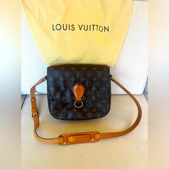 LOUIS VUITTON St. Cloud Crossbody/Shoulder Bag - Picture 1 of 17